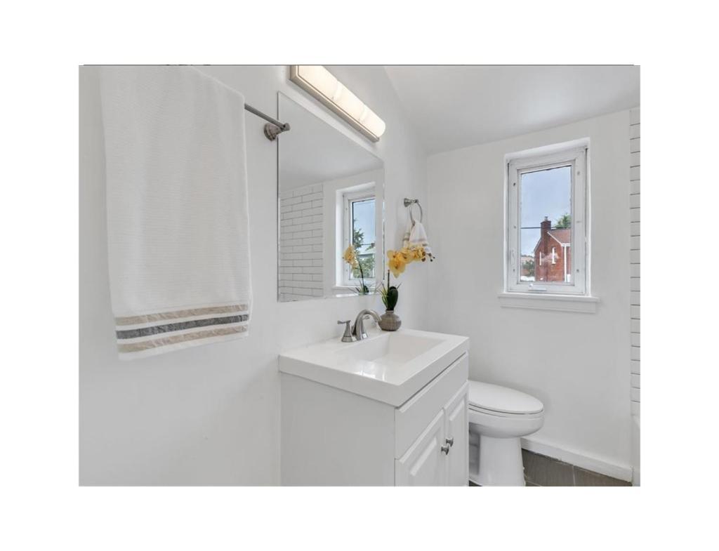 Quaint 3/2.5 Home In Fort Dupont Washington Exterior foto